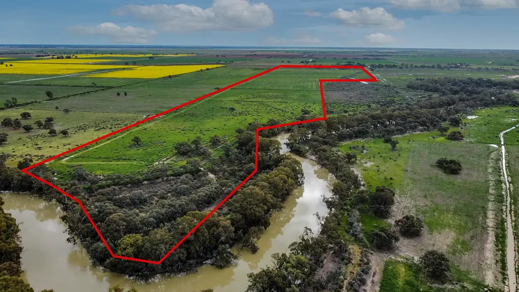 Benjeroop RIVER FRONTAGE LAND