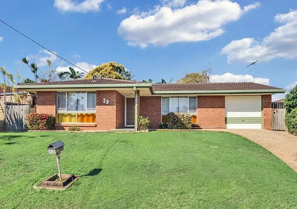 Beautiful 3-Bedroom Home with Huge Backyard and Modern Comforts!