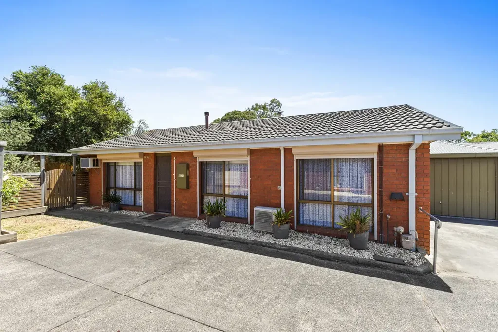 Comfy Two Bedroom Unit