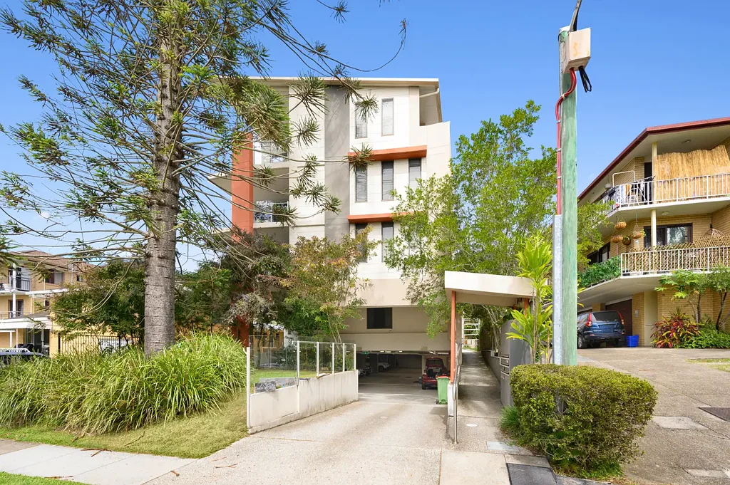 Southport 2房  North Facing CBD Apartment with huge balcony