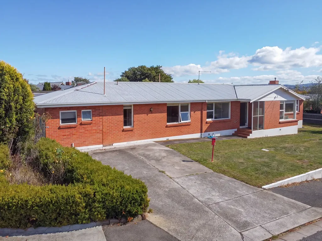 Norwood 4Zimmer Spacious Family Home with Self-Contained Studio