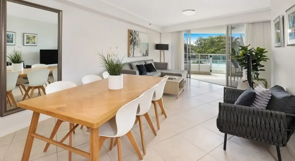 Maroochydore 2બેડરૂમ Beautifully Maintained, Fully Furnished Apartment in the heart of Maroochydore
