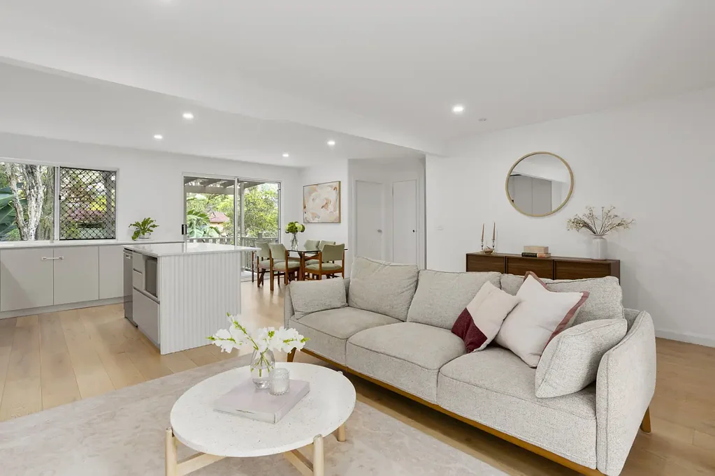 Stylish Townhouse with Resort-Style Amenities