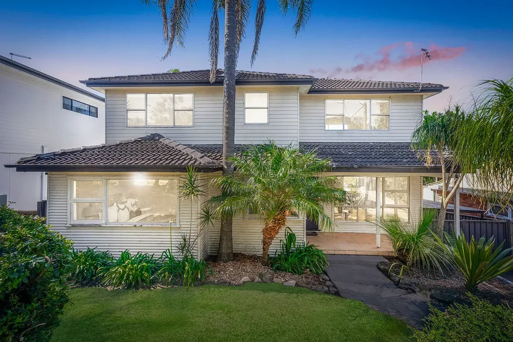 95 Thurlgona Road, Engadine, NSW 2233