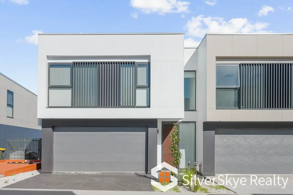 Box Hill 5 Bedroom BIGGEST HOME IN BOX HILL - WITH TWO DWELLINGS CONFIGURATION