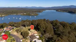 5 Penthouse Place, North Batemans Bay