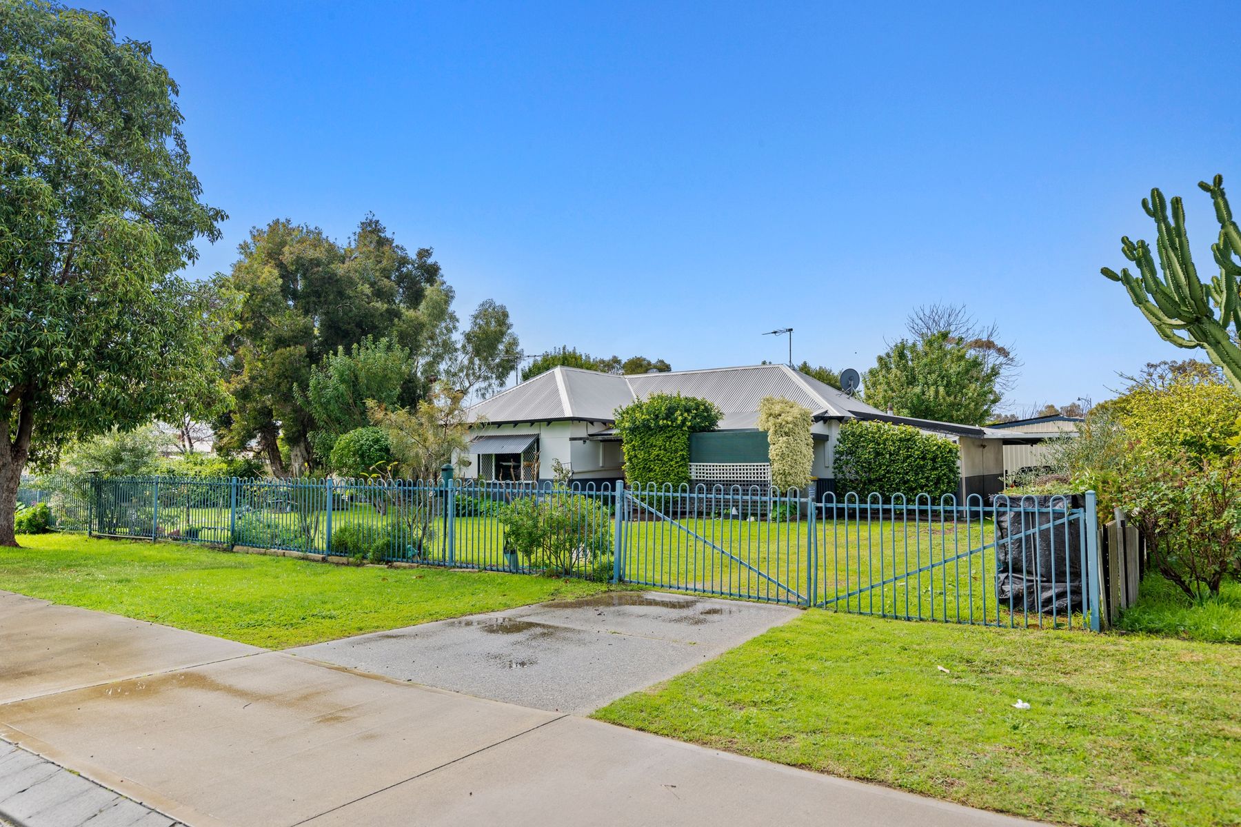 2 CONGDON AV, PINJARRA WA 6208, 0 Kuwarto, 0 Banyo, House