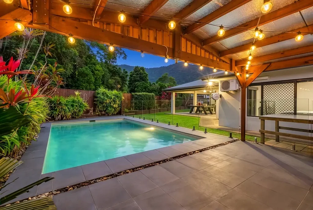 Bentley Park 4Habitaciones THE ULTIMATE ENTERTAINER'S PARADISE – POOL, POWERED SHED, SIDE ACCESS & SOLAR!