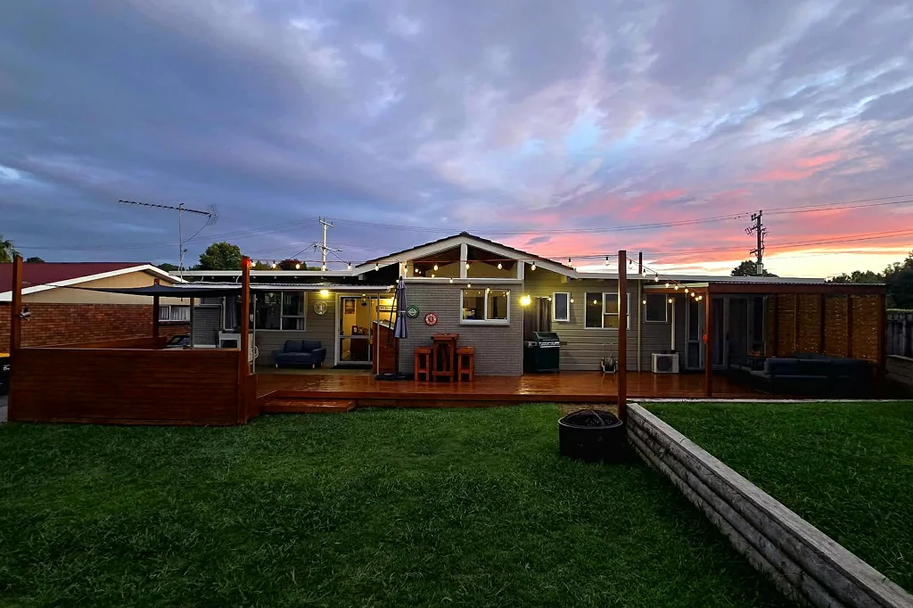 Te Awamutu 4 Slaapkamer One Out Of The Box