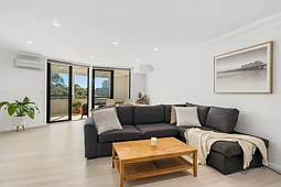 11/52 President Avenue, Caringbah
