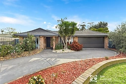 2 Dianne Court, Cranbourne North
