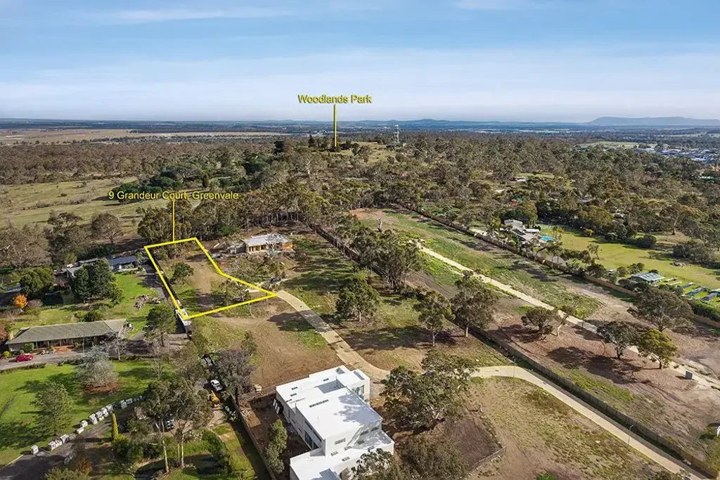 Greenvale Design Your Dream Estate in Greenvale's Most Exclusive Enclave!