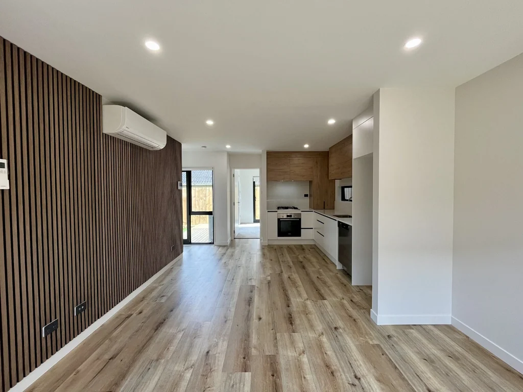 Flexible Living: 3 Bed + Large Office, 2.5 Bath in Massey