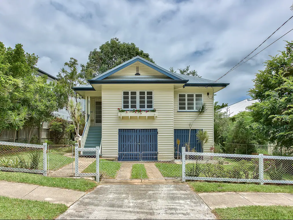 29 Orchard Road, Ashgrove, QLD 4060