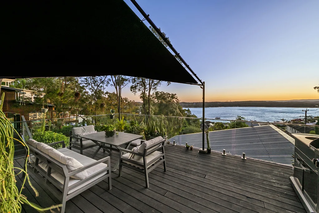 72 Coal Point Road, Coal Point, NSW 2283