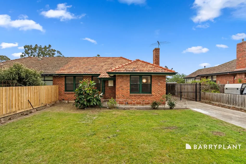 Coburg North 3ਬੈੱਡਰੂਮ Space, Potential & Convenience in Coburg North