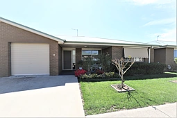 19/8 Short Street - Wattle Grove, Cootamundra