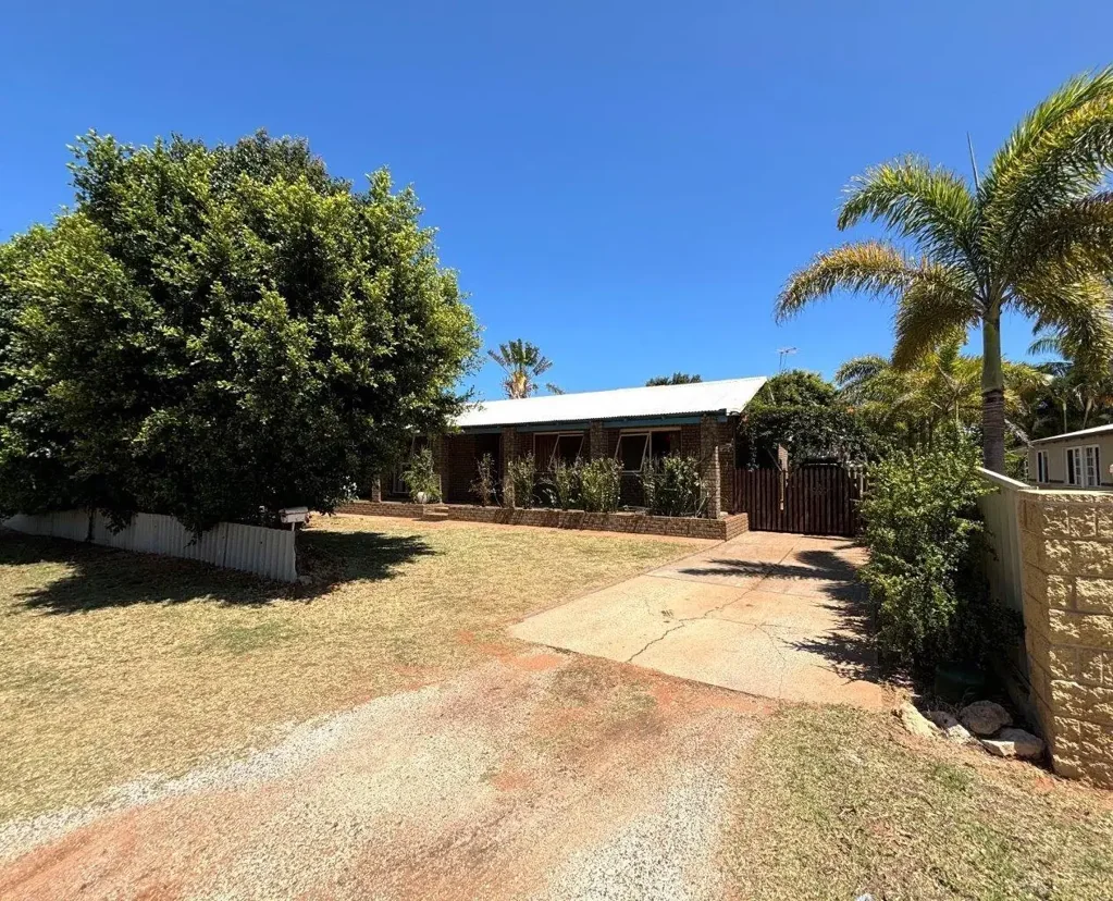 South Carnarvon 4ਬੈੱਡਰੂਮ Close to Boat Harbour
