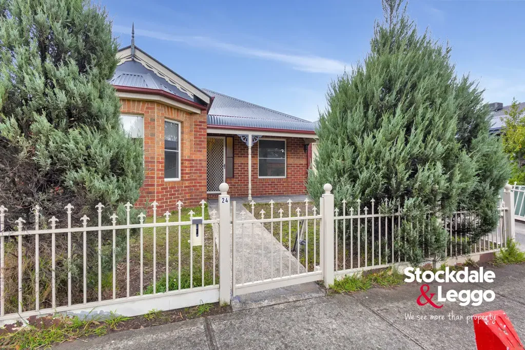 Immaculately Presented 3-Bedroom Family Home in Peaceful Craigieburn Location