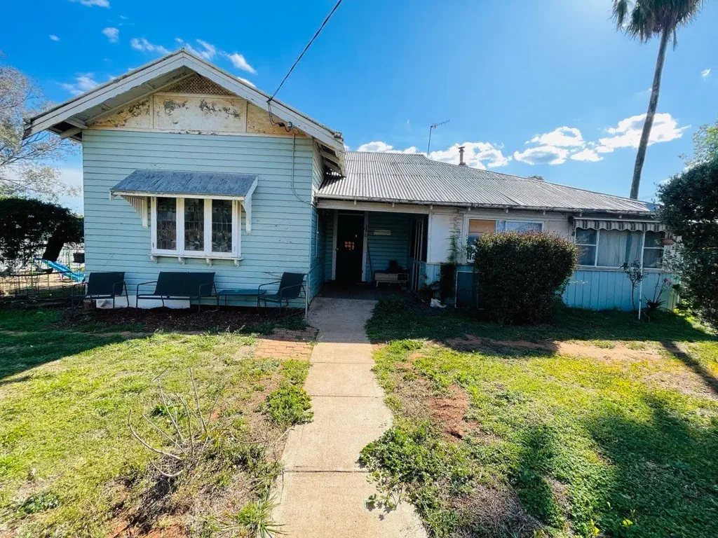 20 Melrose Street, Condobolin, NSW 2877