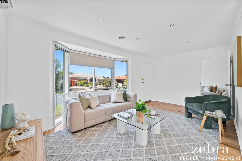 Bright Family Home with Entertainer's Alfresco