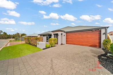 Aubin Grove 5chambre Corner Block Family Home with Flexible Living & Effortless Outdoor Entertaining