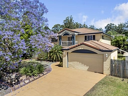 2 Glen Eagles Drive, Middle Ridge