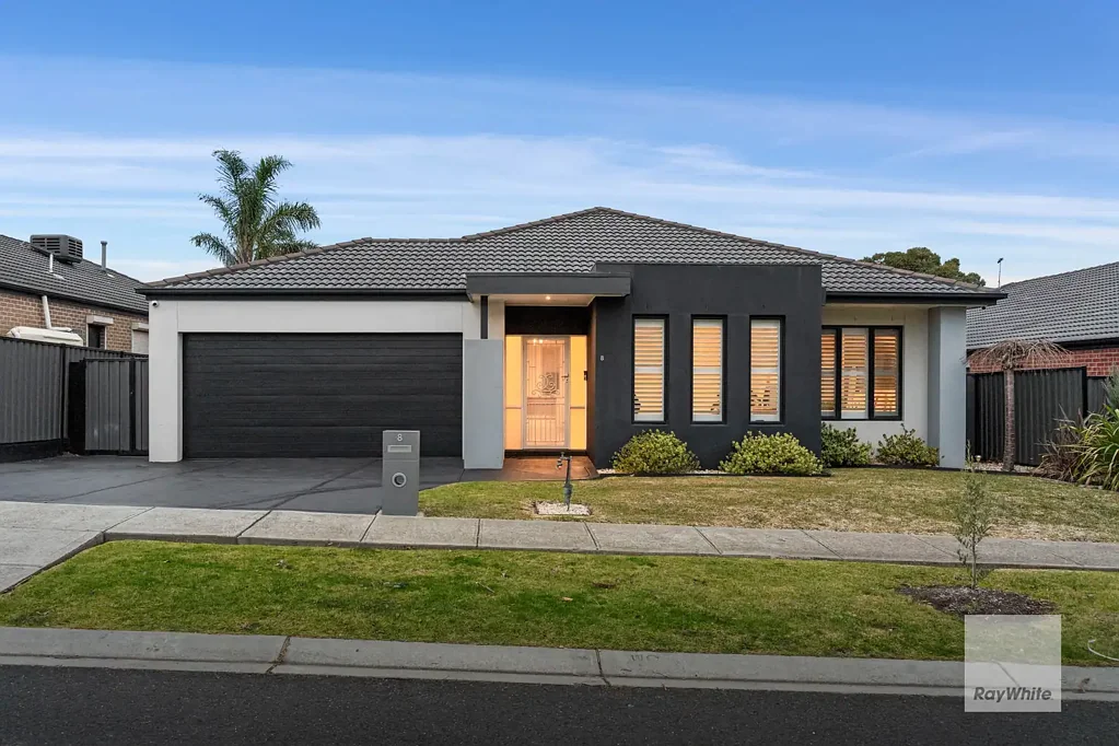 8 Cheetham Terrace, Greenvale, VIC 3059