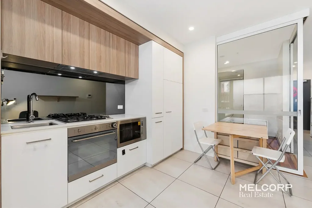 Carlton 1部屋 Stylish Ground-Floor Living with an Expansive Outdoor Retreat