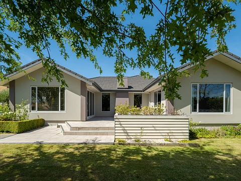 Witherlea 4房  Effortless family home with triple car garaging