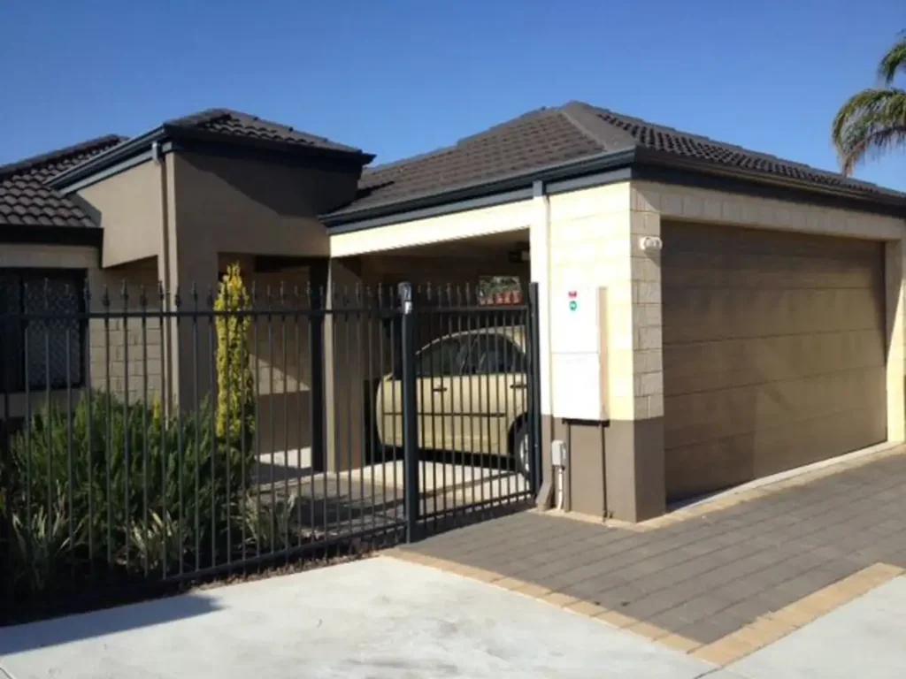 Fully Furnished Room! Close to Curtin Uni