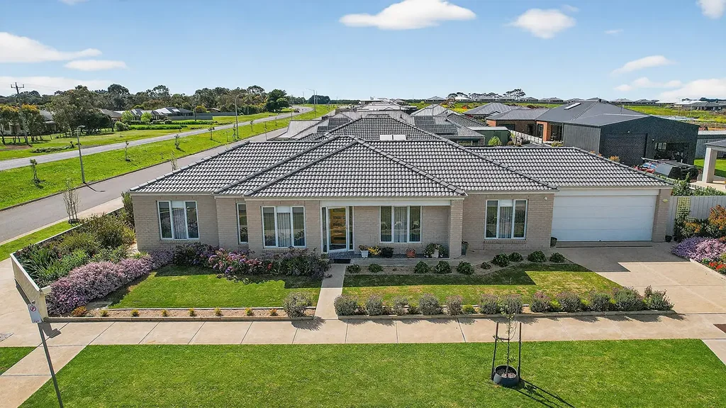 Warrnambool 3ਬੈੱਡਰੂਮ Modern Comfort and Tranquility in North Warrnambool