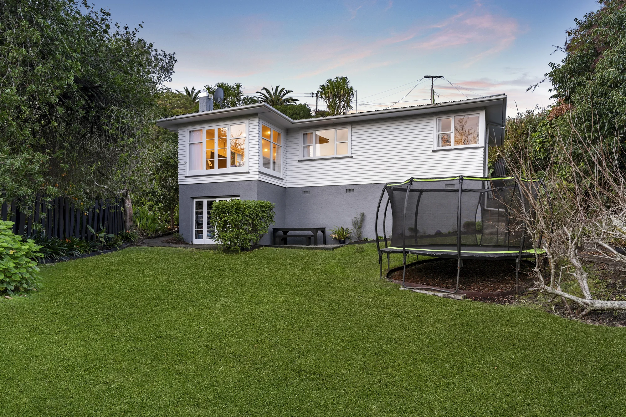 Castor Bay 3房  Entry-Level Buying in Castor Bay - Act Fast