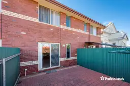 2/19 Porter Street, Kalgoorlie