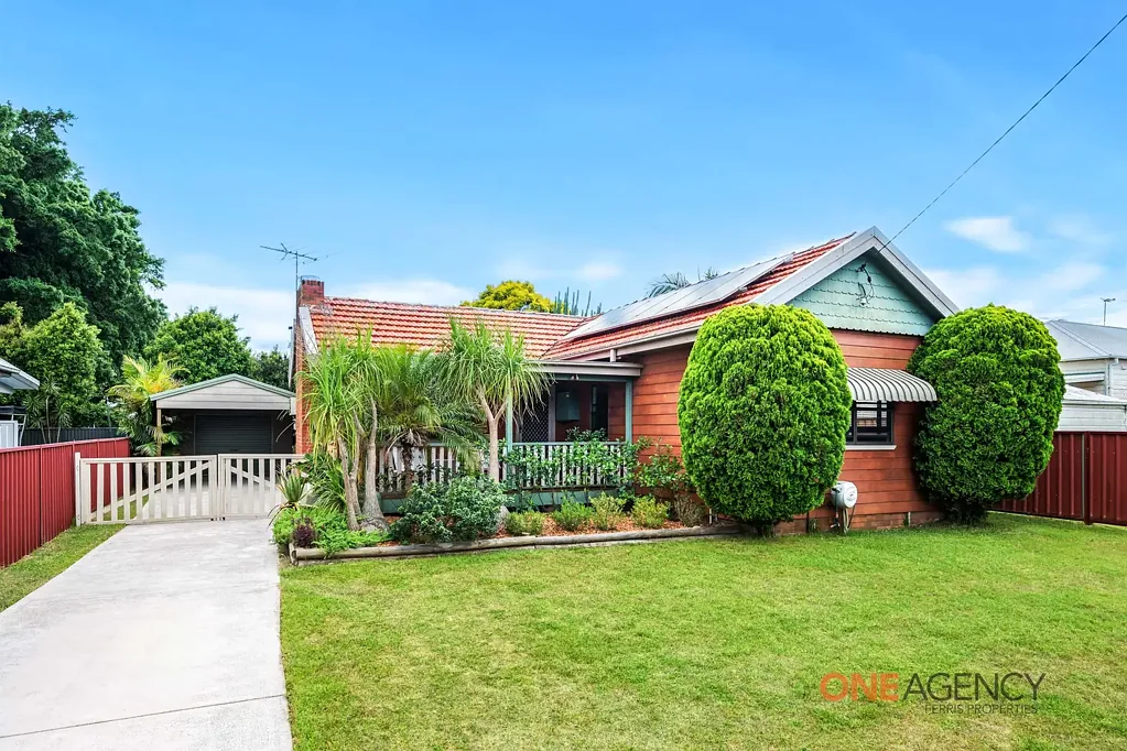 Family Living in Quiet Cul-de-sac Location