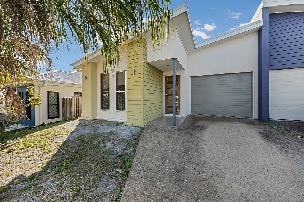 2/34 Christina Road, Clinton, QLD 4680
