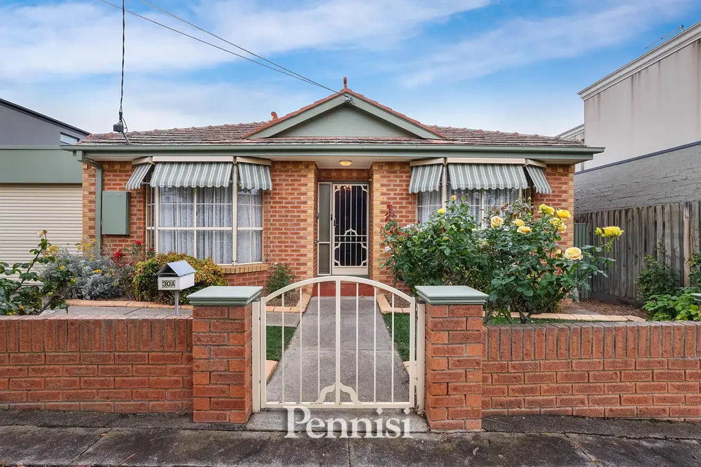 室外 - 30A Deakin Street, Essendon, VIC 3040