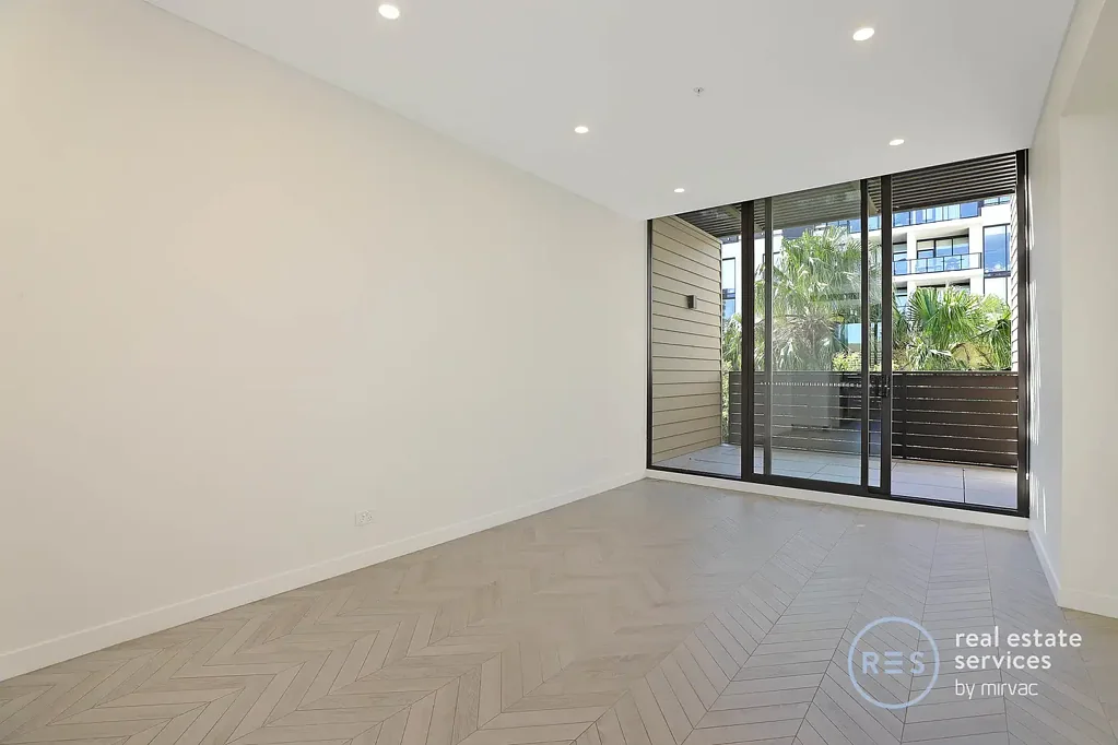 North Facing Spacious 1 Bedroom Apartment in Waterloo