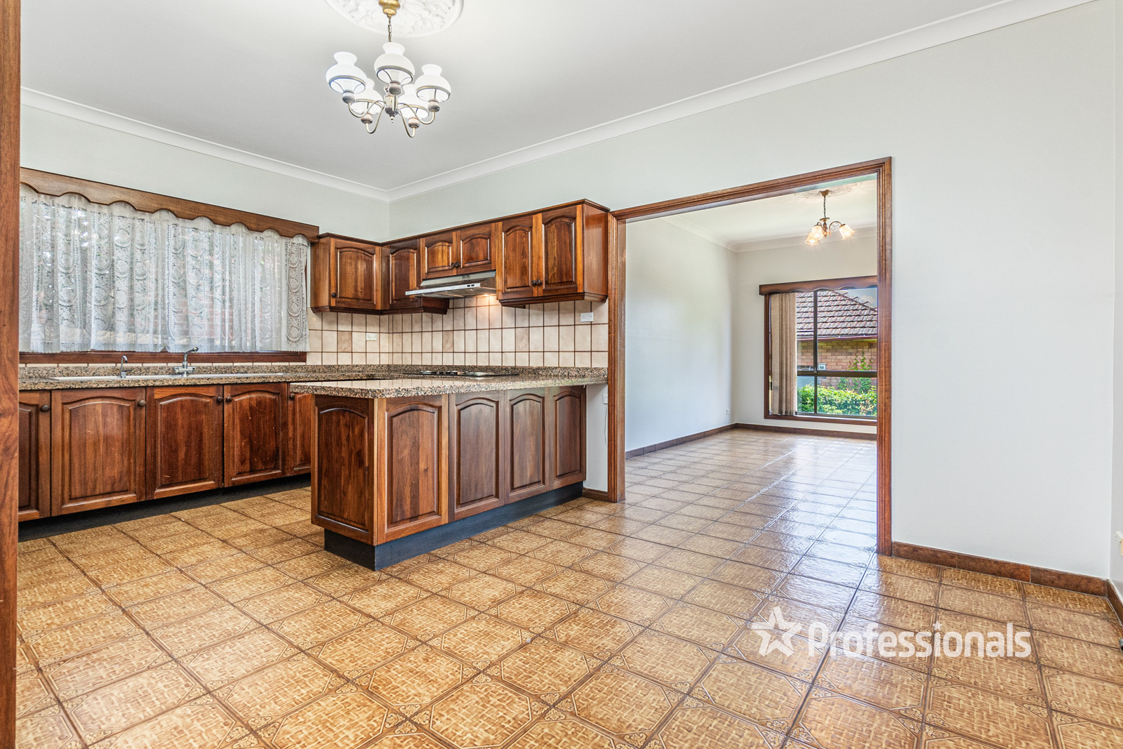 28 TRAMWAY ST, DENISTONE WEST NSW 2114, 0部屋, 0バスルーム, House