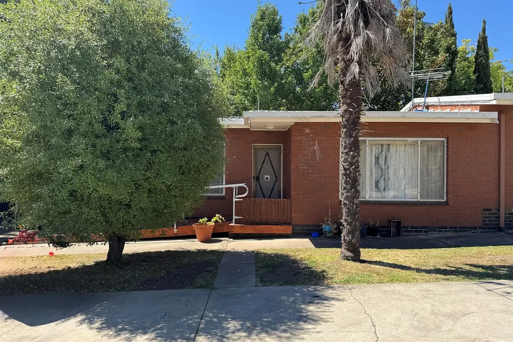 Low Maintenance, Easy Living!