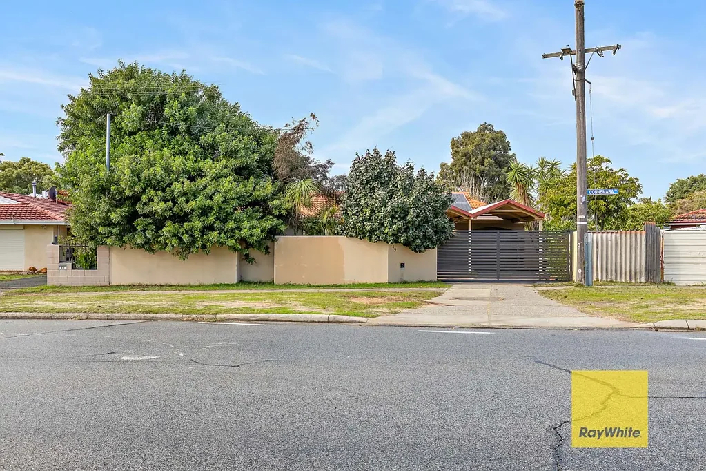 49 Connemara Drive, Thornlie, WA 6108