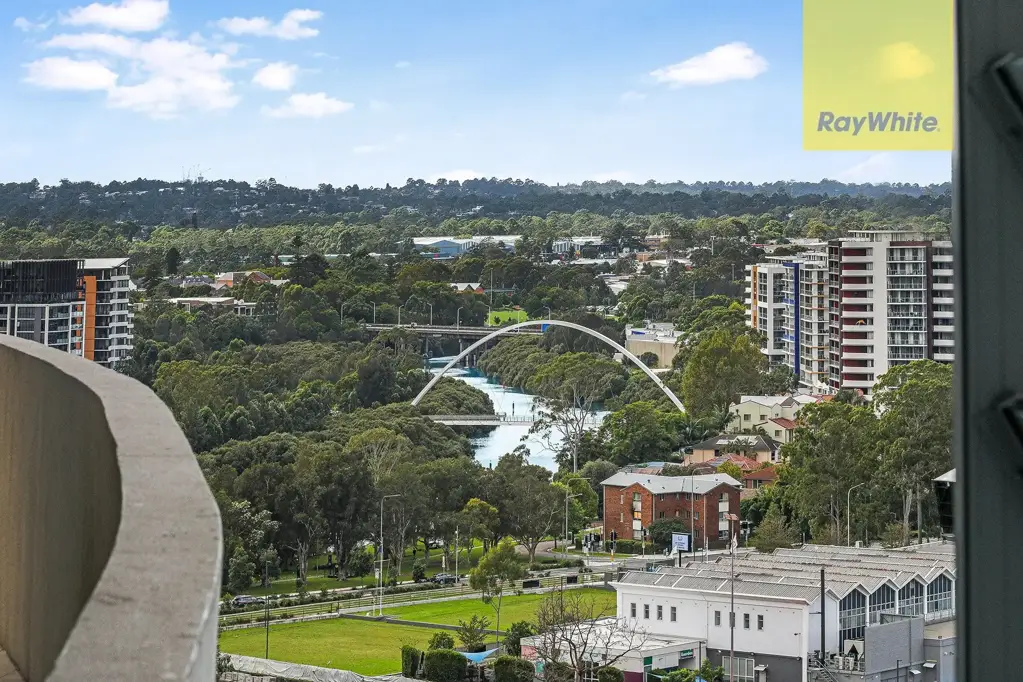 Parramatta 1कमरा Modern High-Rise Apartment with Iconic Views in Prime Location