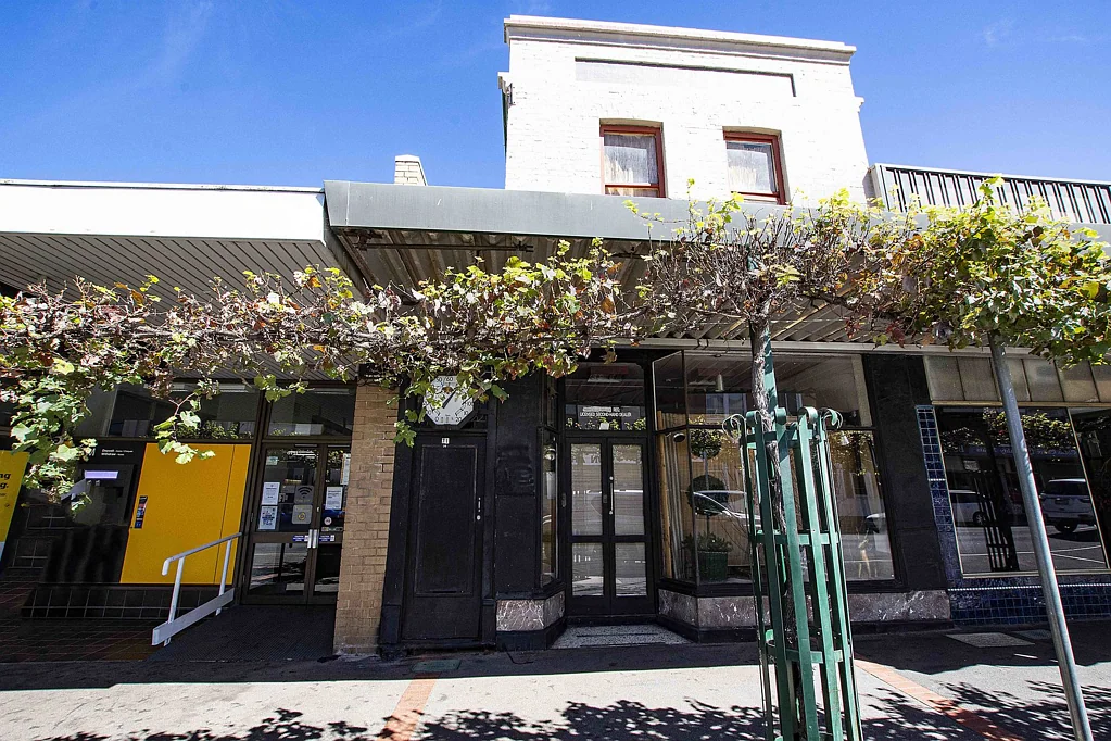 St Arnaud 4कमरा Old World Shop with a 4 Bedroom Residence