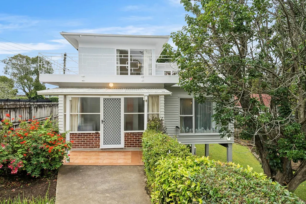 Mount Albert 4chambre First Time on the Market since 1994