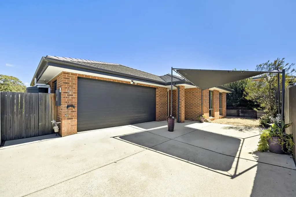 21 Lucy Beeton Crescent, Bonner, ACT 2914