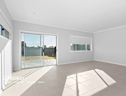 19 Cycads Way, Currans Hill, NSW 2567, 5房, 2浴, 整租独立别墅