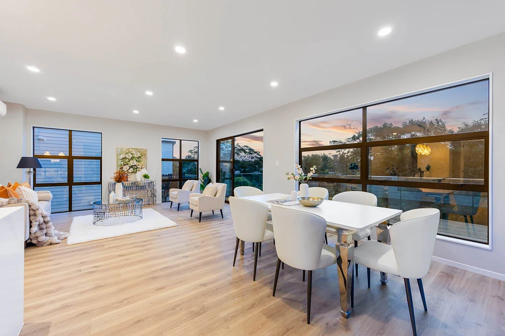 Glenfield 5房  Luxury living-Bush View-Easy Parking.