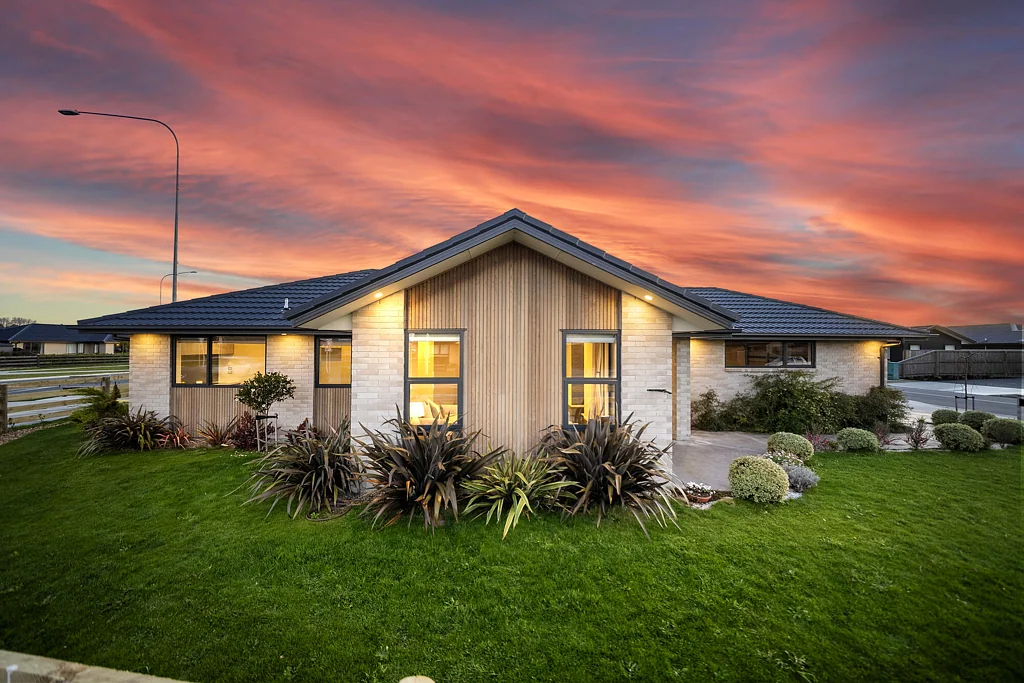 Woodend 3房  Ready When You Are! Modern Family Abode