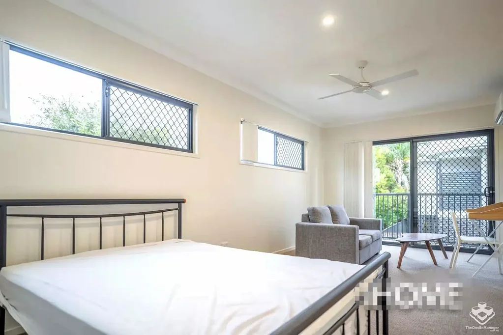 Studio rental property, Sunnybank QLD