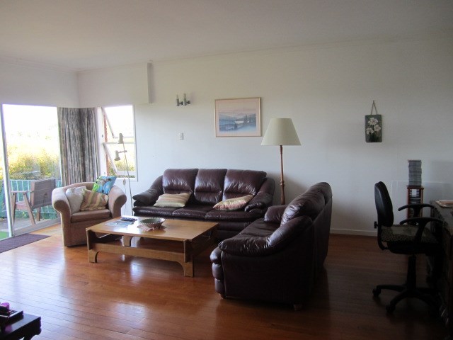 2/3 Cloverly Crescent, Campbells Bay, Auckland - North Shore, 2 غرف, 1 حمامات